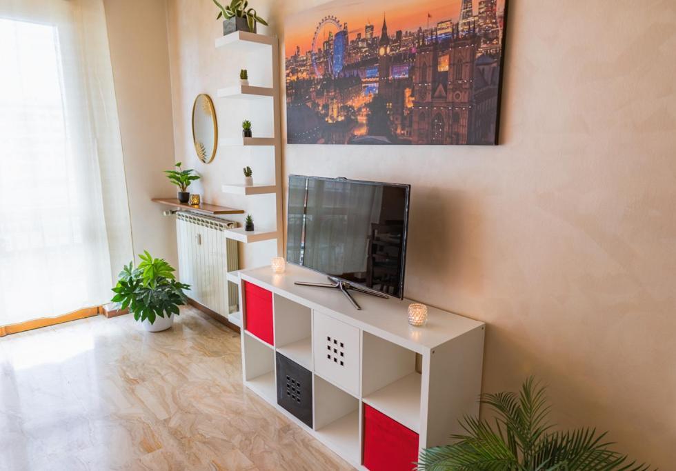Elegant Apartment In Bergamo Center Экстерьер фото